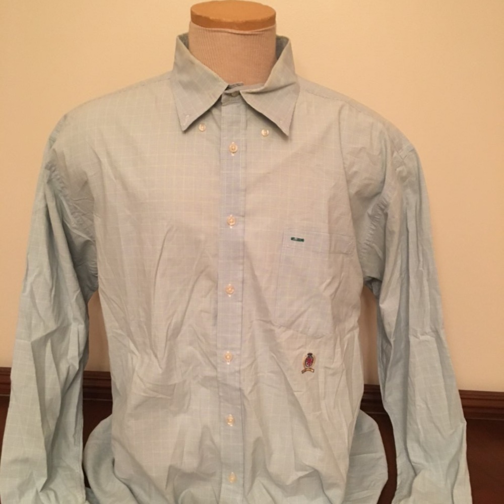 Men’s Tommy Hilfiger button down shirt size XL